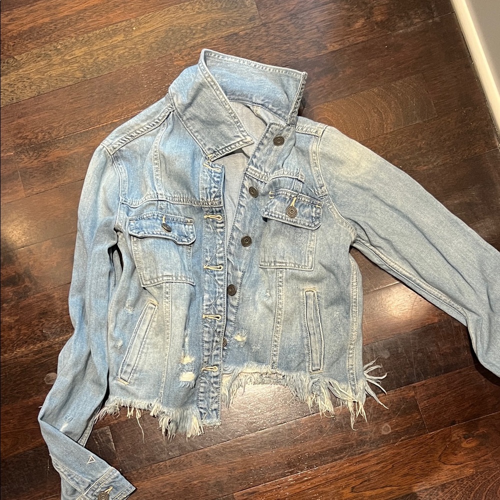 Frayed Hem Light Blue Denim Jacket
